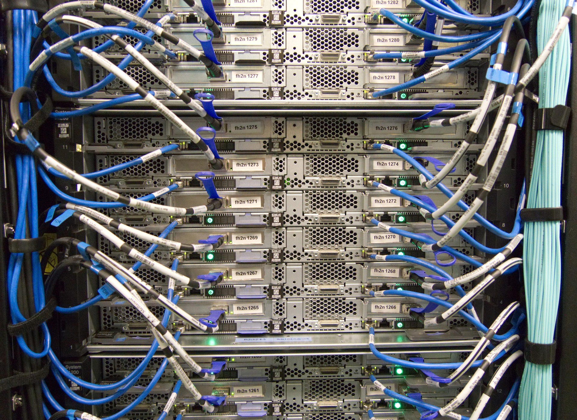 GOOGL's Ecosystem Advantage: Search, Cloud, and the Compute Flywheel